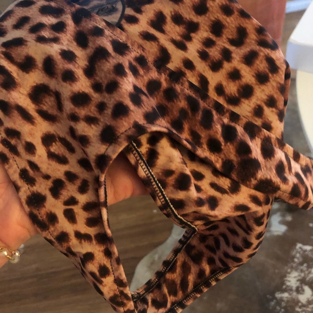 Monica hansen NWT leopard bikini  👙 - Picture 15 of 16